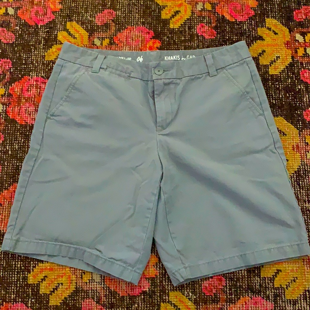 Gap boyfriend roll-up shorts size 6